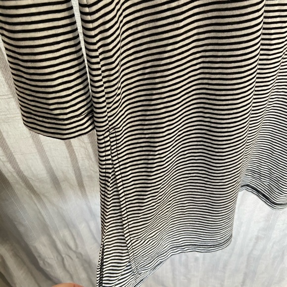 Tunic length black and white stripped top. - Picture 2 of 4